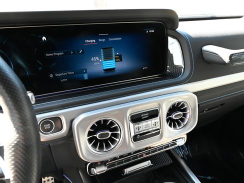 Used 2025 Mercedes-Benz G 580 w/ EQ Technology image 28