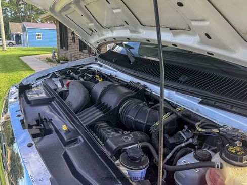 Used 2017 Ford E-450 and Econoline 450 Super Duty w/ Motorhome Prep Package RWD image 18