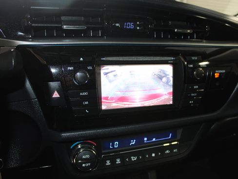 Used 2014 Toyota Corolla S FWD image 15