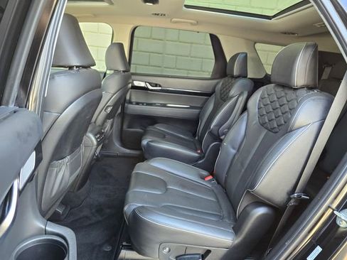 Used 2022 Hyundai Palisade Limited w/ Cargo Package image 35