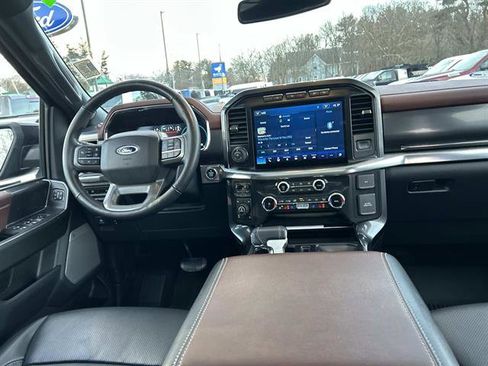 Used 2022 Ford F150 Lariat w/ Equipment Group 502A High image 18