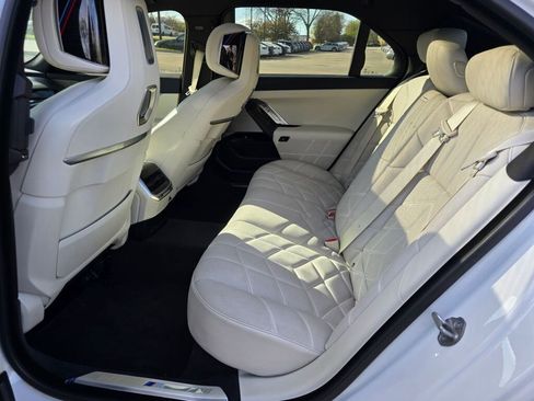 Used 2024 BMW 750e xDrive w/ Executive Package image 26