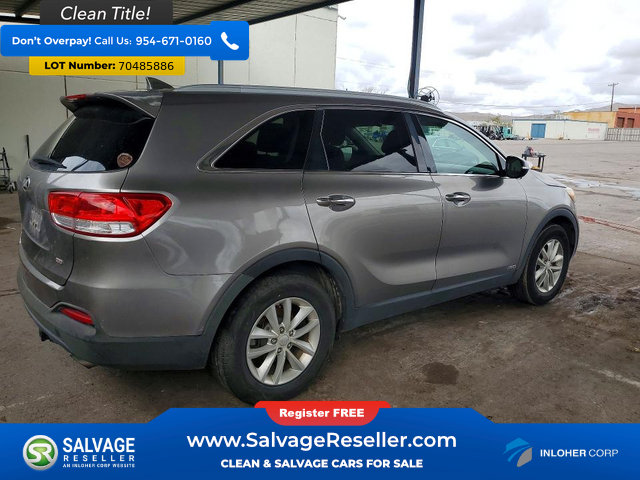 Used 2016 Kia Sorento AWD image 4