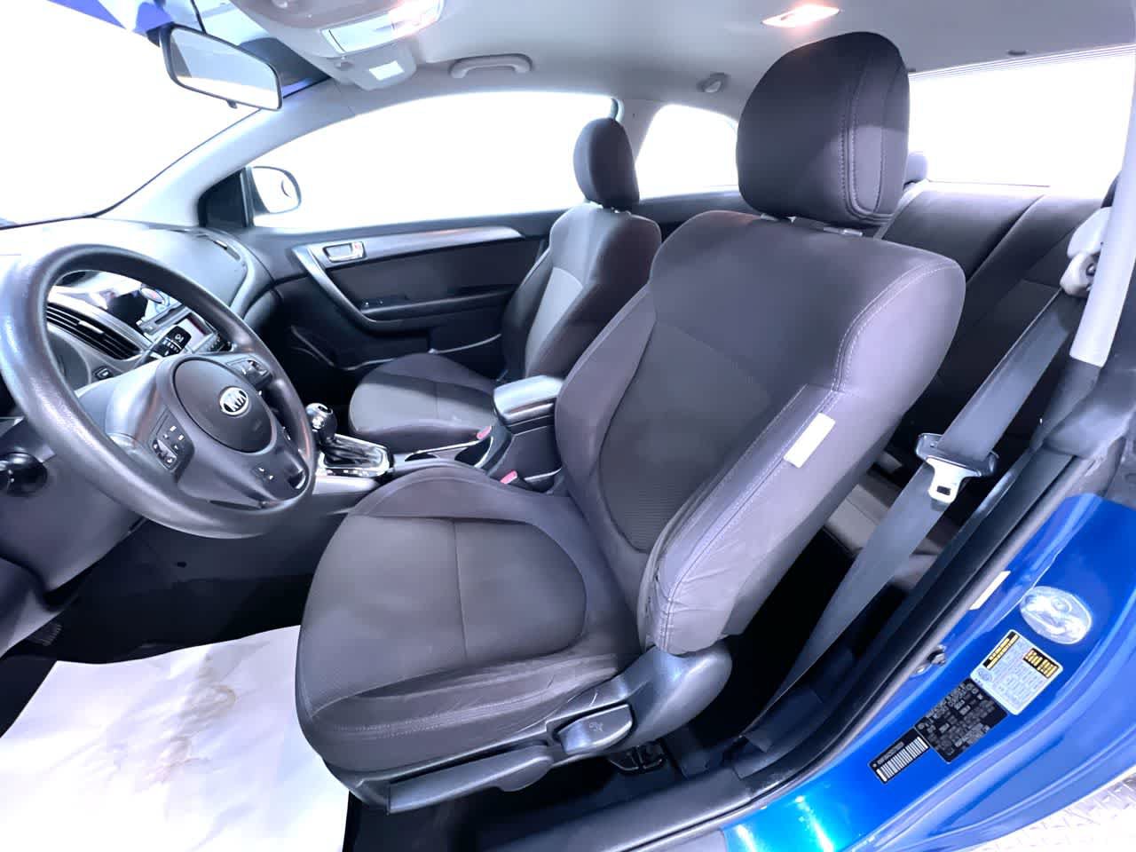 Used 2013 Kia Forte Koup EX FWD image 14