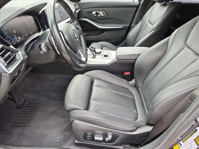 Used 2019 BMW 330i xDrive Sedan w/ Convenience Package AWD/4WD image 17