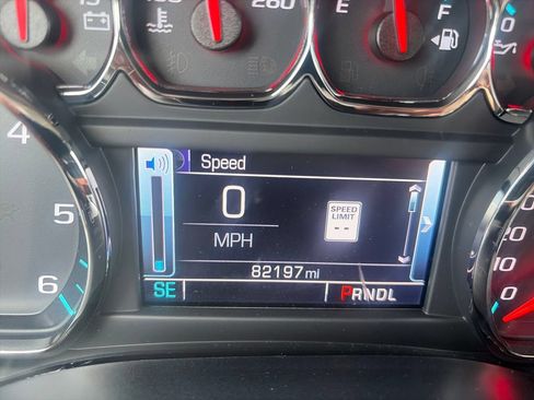 Used 2018 GMC Sierra 1500 SLT AWD/4WD image 17