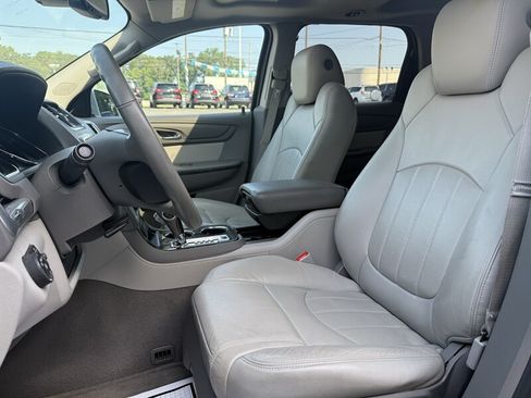 Used 2014 GMC Acadia SLT w/ Technology Package FWD image 9