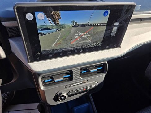 New 2025 Ford Maverick XLT w/ XLT Luxury Package image 10