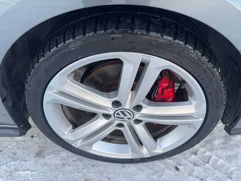 Used 2017 Volkswagen Jetta GLI image 17