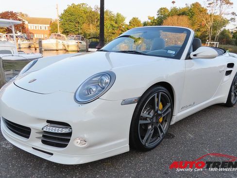 Used 2012 Porsche 911 Edition 918 Spyder AWD/4WD image 1