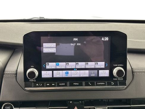 Used 2024 Mitsubishi Outlander ES image 11