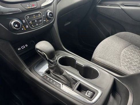 Used 2024 Chevrolet Equinox LT FWD image 19