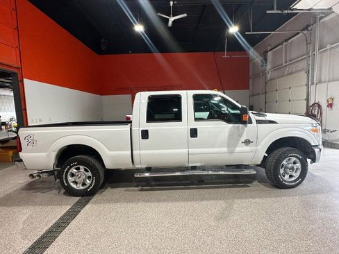 Used 2016 Ford F250 XLT w/ XLT Value Package AWD/4WD image 2
