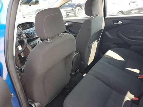 Used 2018 Ford Focus SE FWD image 26