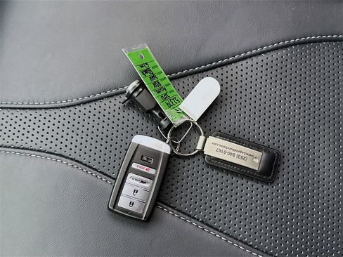 Used 2021 Acura RDX w/ Technology Package image 40