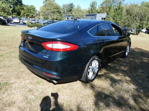 Used 2014 Ford Fusion SE w/ Equipment Group 202A image 5