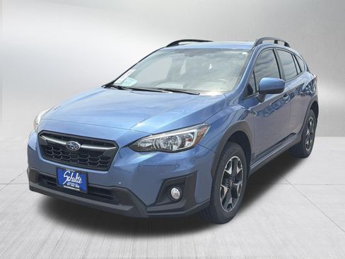 Used 2020 Subaru Crosstrek 2.0i Premium w/ Moonroof Package 2 AWD/4WD image 3