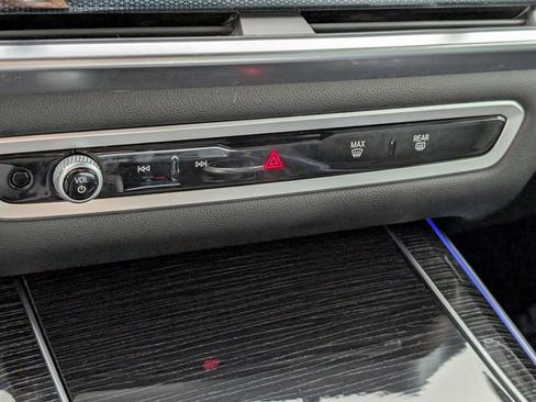 Used 2025 BMW X5 xDrive40i image 33