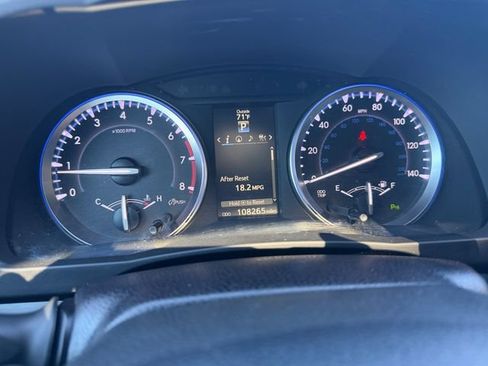 Used 2016 Toyota Highlander Limited FWD image 18