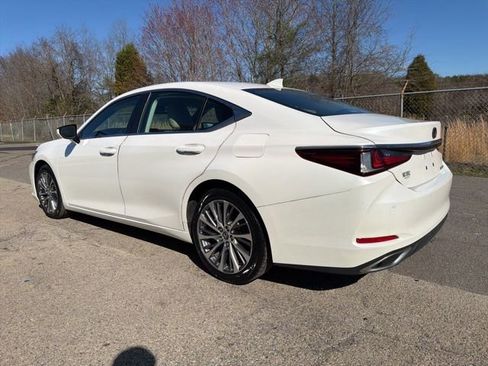Used 2019 Lexus ES 350 Luxury w/ Premium Package image 6