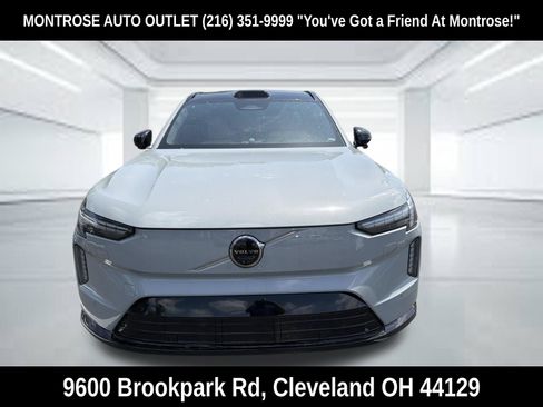 Used 2025 Volvo EX90 Ultra AWD/4WD image 7