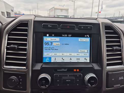 Used 2017 Ford F350 Platinum image 36