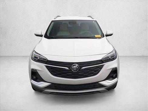 Used 2022 Buick Encore GX Essence w/ Advanced Technology Package FWD image 2