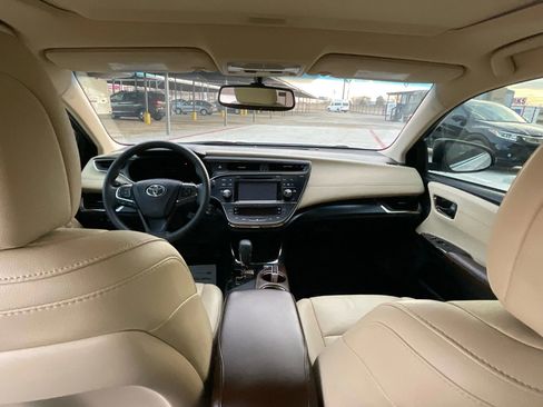 Used 2016 Toyota Avalon Touring image 17