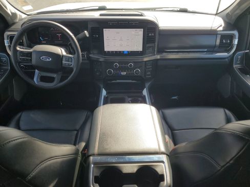 Used 2024 Ford F250 Lariat w/ Black Appearance Package image 13