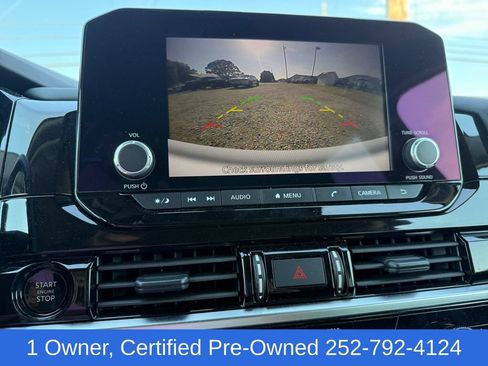 Used 2025 Nissan Pathfinder SV AWD/4WD image 21