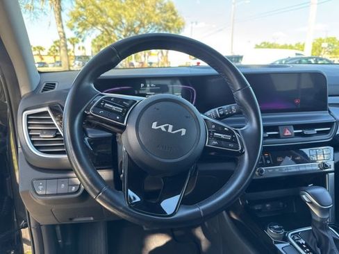 Used 2025 Kia Seltos S FWD image 22