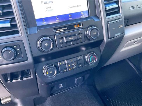Used 2021 Ford F250 XL w/ STX Appearance Package image 32
