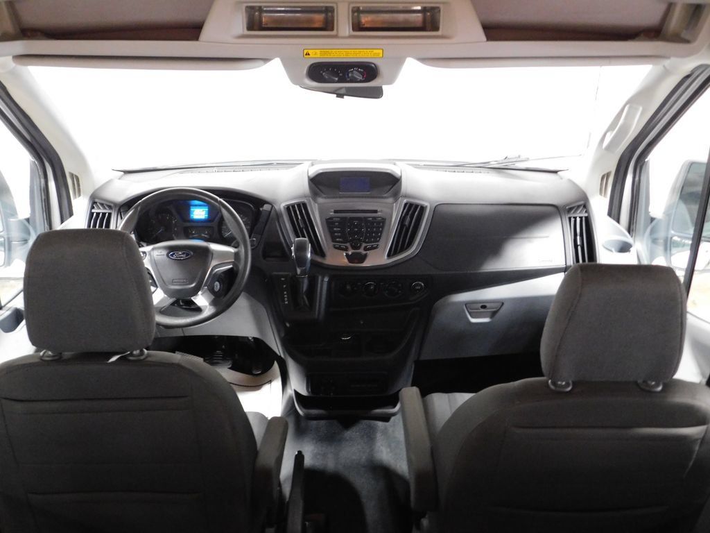 Used 2018 Ford Transit 150 XLT RWD image 36