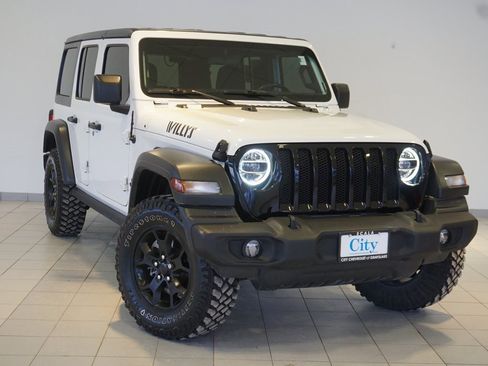 Used 2020 Jeep Wrangler Unlimited Sport image 4