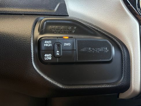 Used 2023 RAM 2500 Laramie AWD/4WD image 23