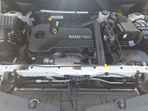 Used 2022 Chevrolet Equinox LT FWD image 36