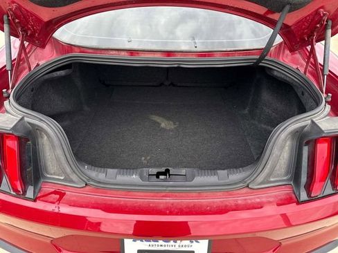 Used 2022 Ford Mustang GT Premium w/ Equipment Group 401A image 9