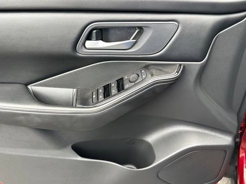 Certified 2026 Nissan Rogue SV AWD/4WD image 20