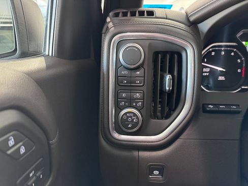 Used 2019 GMC Sierra 1500 Denali w/ Denali Ultimate Package AWD/4WD image 27