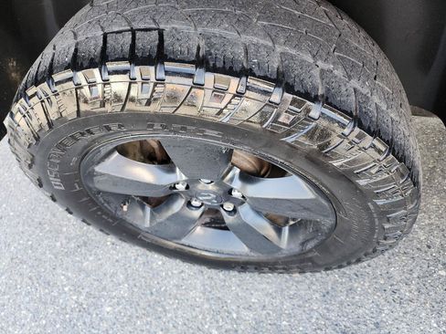 Used 2015 RAM 1500 Express AWD/4WD image 34