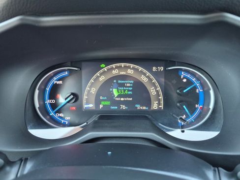 Certified 2024 Toyota RAV4 LE AWD/4WD image 11