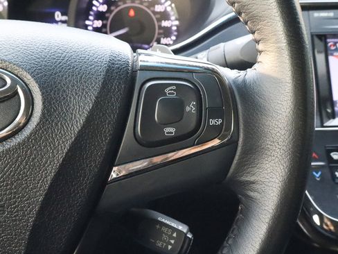 Used 2016 Toyota Avalon XLE Premium image 32