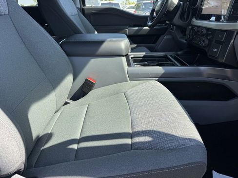 New 2026 Ford F250 XLT w/ XLT Premium Package AWD/4WD image 8