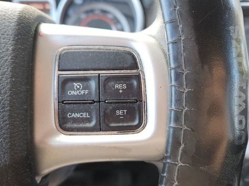 Used 2015 Dodge Journey SXT w/ Flexible Seating Group image 11