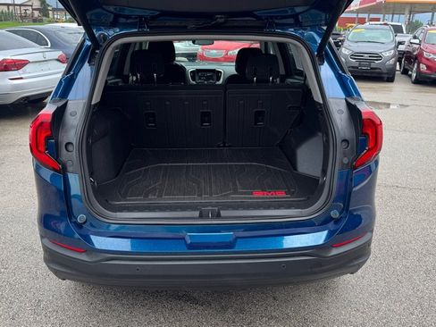 Used 2019 GMC Terrain SLE w/ Driver Convenience Package FWD image 11