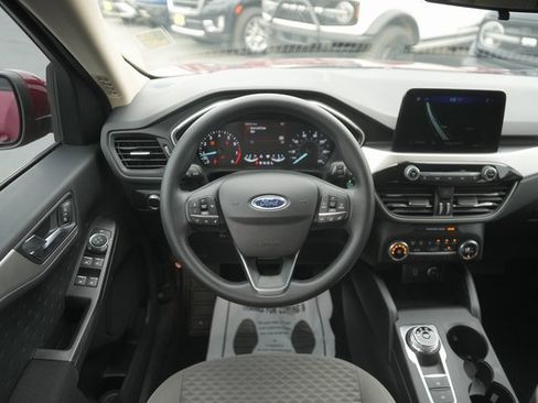 Certified 2020 Ford Escape SE image 21