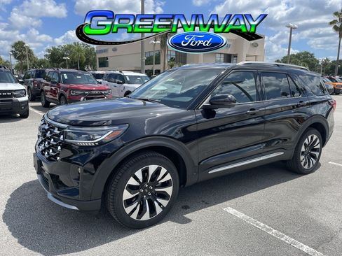 New 2026 Ford Explorer Platinum w/ LUX Leather Package AWD/4WD image 1