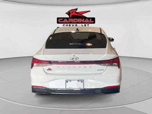 Used 2023 Hyundai Elantra Limited w/ Cargo Package FWD image 4