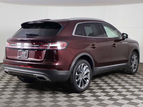 Used 2022 Lincoln Nautilus Reserve w/ Luxury Package image 12