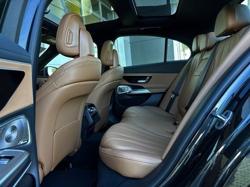 New 2026 Mercedes-Benz E 350 4MATIC Sedan image 16